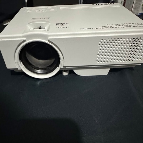 White Projector - Picture 1 of 3